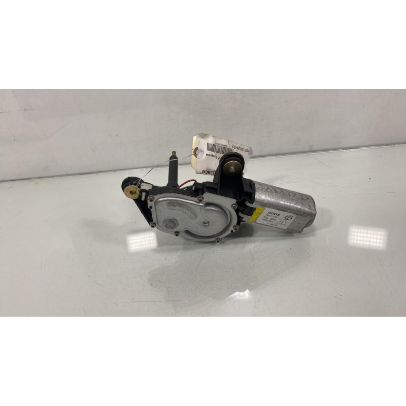 Moteur essuie glace arriere FIAT PUNTO 2 Photo n°1