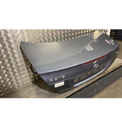 Malle/Hayon arriere MERCEDES CLASSE E 211 Photo n°1
