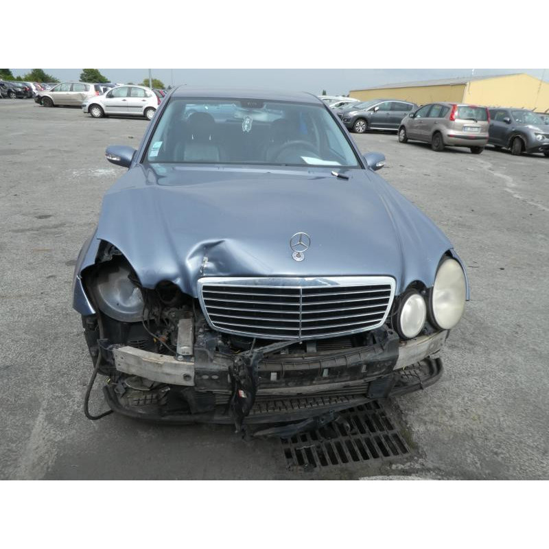 Trappe d'essence MERCEDES CLASSE E 211 Photo n°4