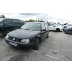 Pretensionneur de ceinture avant gauche VOLKSWAGEN GOLF 4