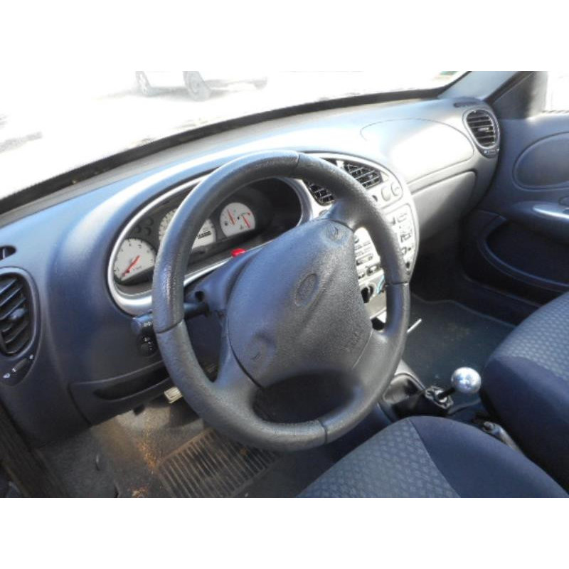 Capot FORD PUMA Photo n°8