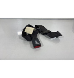 Attache ceinture arriere droit TOYOTA YARIS 1 Photo n°1