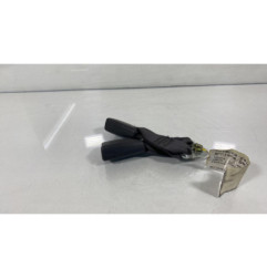 Attache ceinture arriere gauche TOYOTA YARIS 1