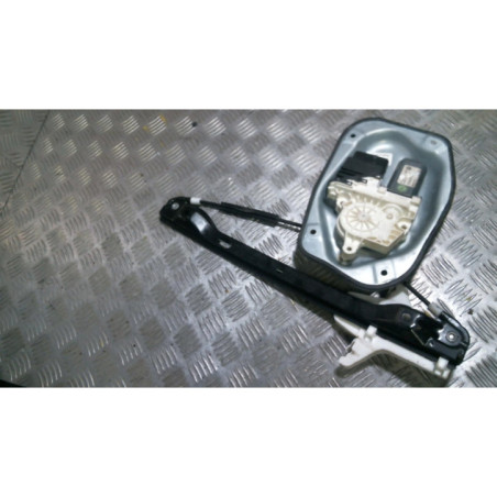 Leve vitre electrique arriere gauche VOLKSWAGEN JETTA 3 Photo n°1
