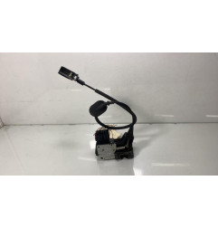 Serrure avant droit FORD FIESTA 5