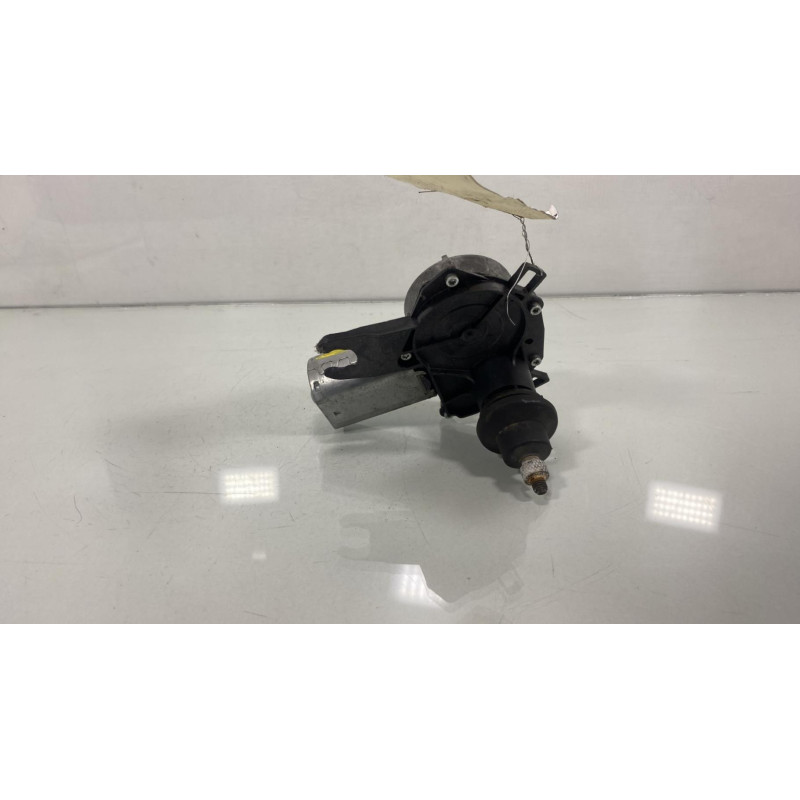 Moteur essuie glace arriere PEUGEOT 107 Photo n°3