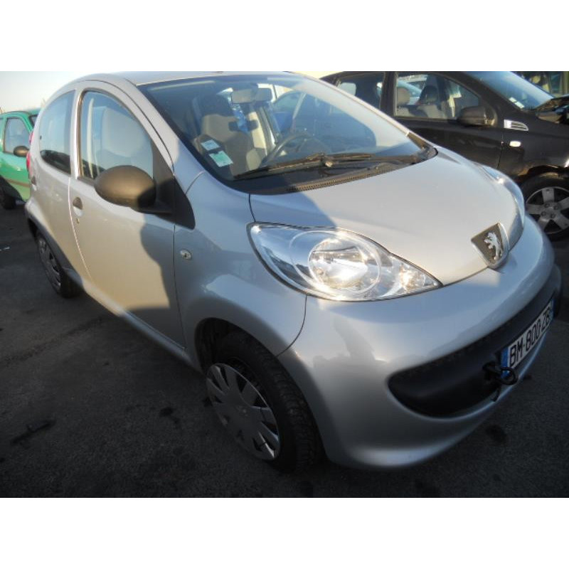 Moteur essuie glace arriere PEUGEOT 107 Photo n°6