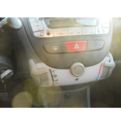 Moteur essuie glace arriere PEUGEOT 107