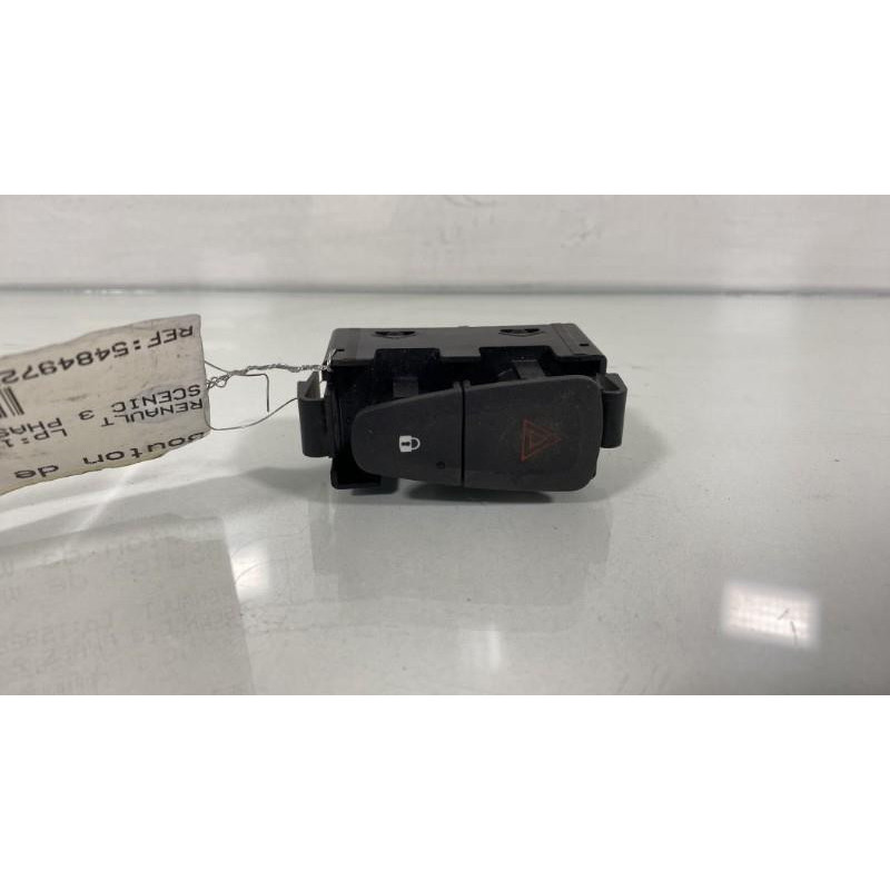 Bouton de warning RENAULT SCENIC 3 Photo n°1