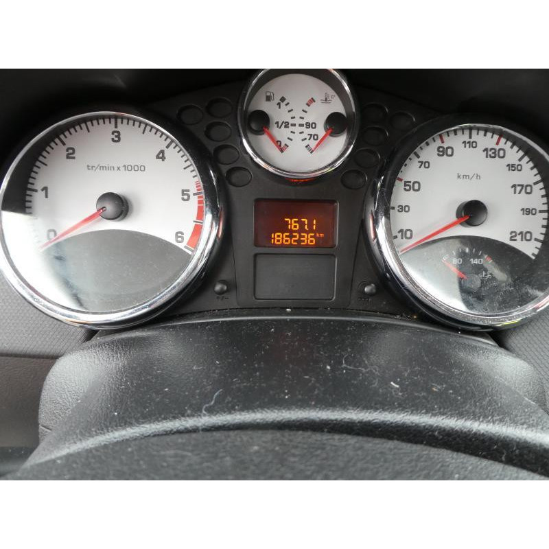 Pretensionneur de ceinture avant droit PEUGEOT 207 Photo n°7