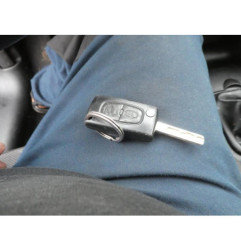 Pretensionneur de ceinture avant droit PEUGEOT 207