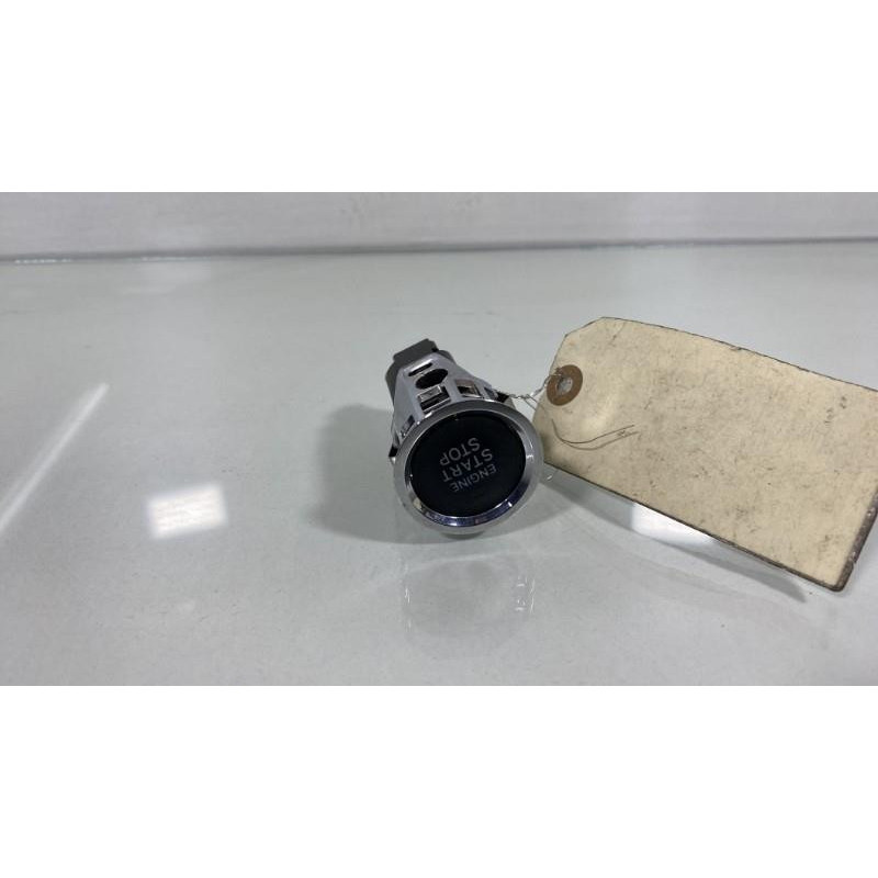 Bouton de demarrage TOYOTA COROLLA VERSO 2 Photo n°3