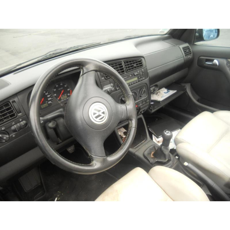 Pompe de direction VOLKSWAGEN GOLF 4 Photo n°8