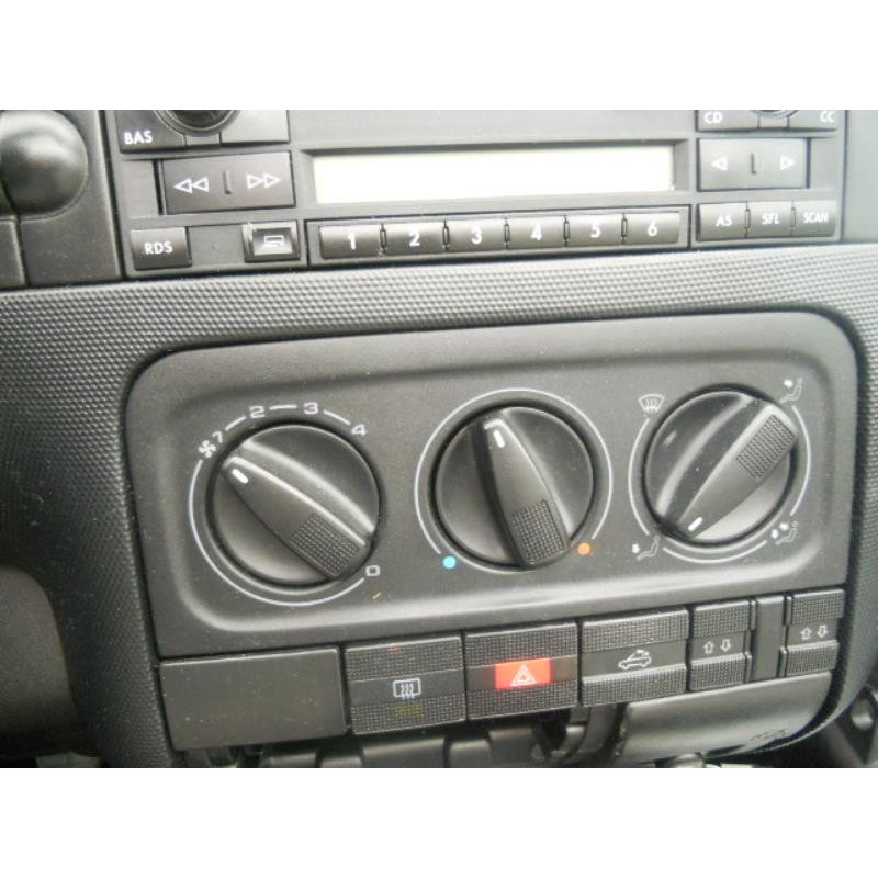Pompe de direction VOLKSWAGEN GOLF 4 Photo n°9