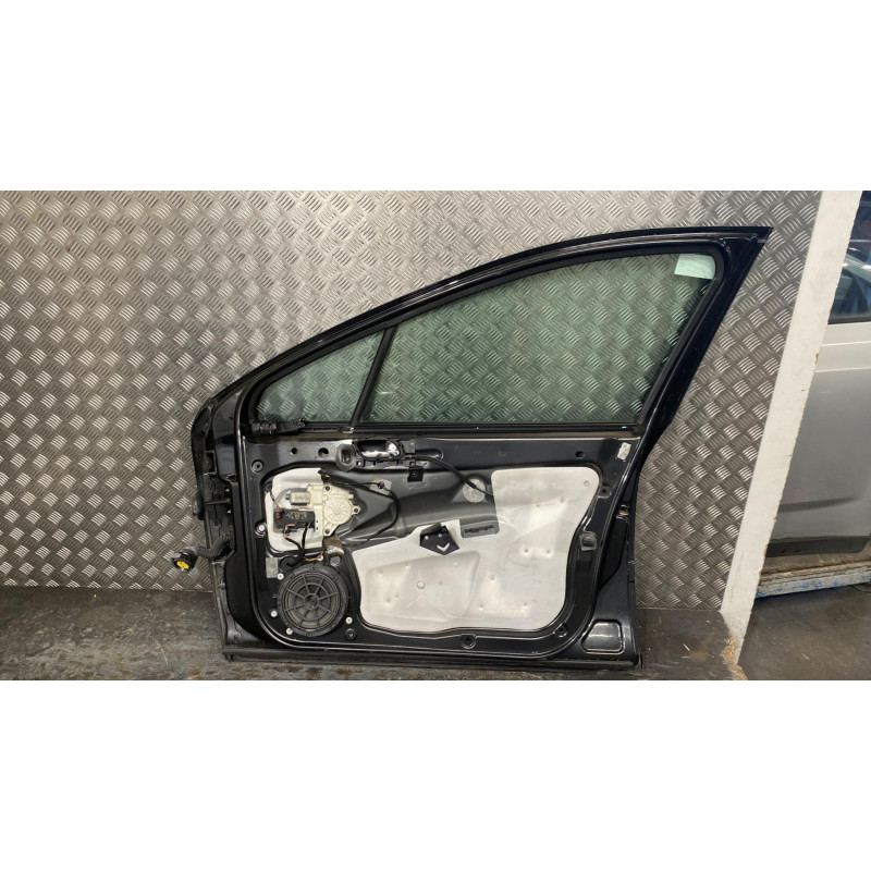 Porte avant droit PEUGEOT 407 Photo n°6