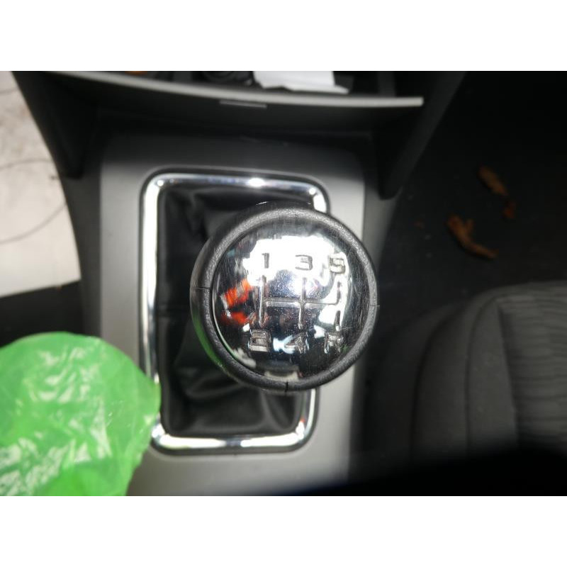 Porte avant droit PEUGEOT 407 Photo n°11