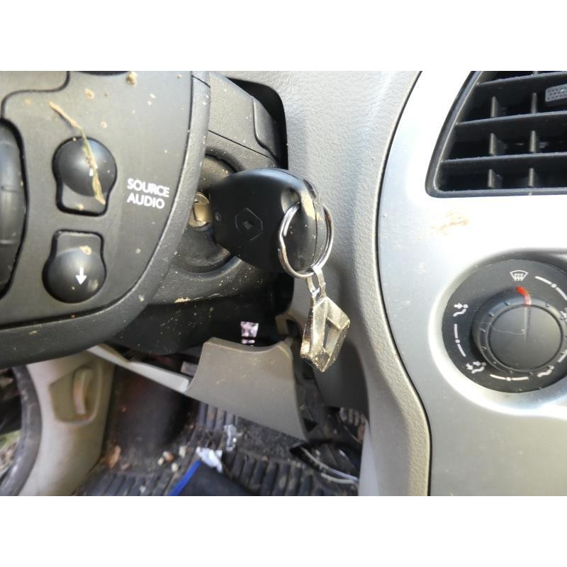 Moteur essuie glace arriere RENAULT MODUS Photo n°9
