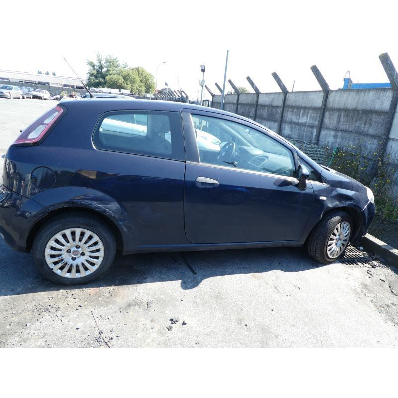 Serrure avant gauche FIAT PUNTO EVO 3 Photo n°5