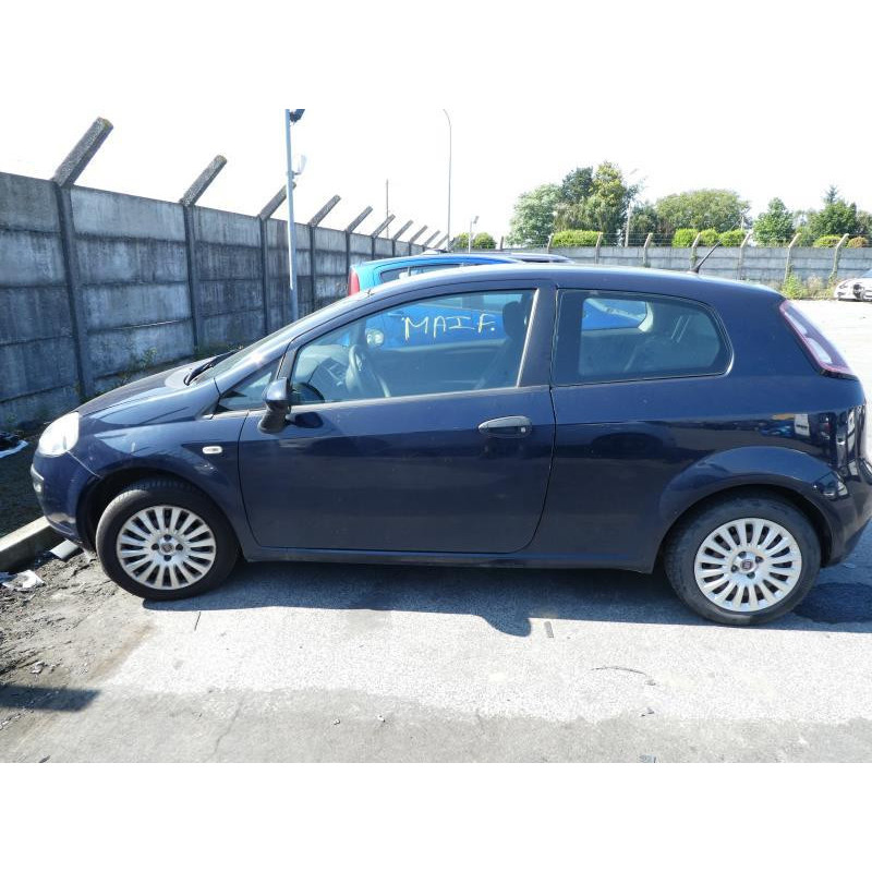Serrure avant gauche FIAT PUNTO EVO 3 Photo n°10