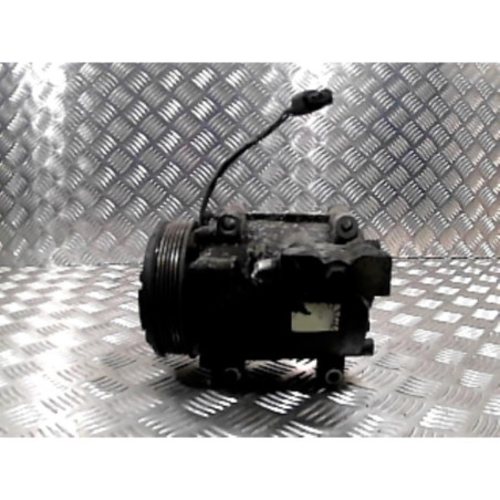 Compresseur clim MAZDA 2 2 Photo n°1