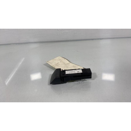Bouton de warning MAZDA 2 2 Photo n°1