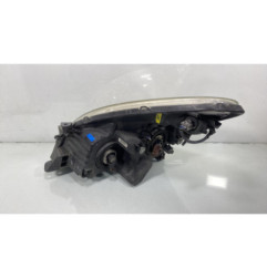 Optique avant principal droit (feux)(phare) TOYOTA COROLLA VERSO 2