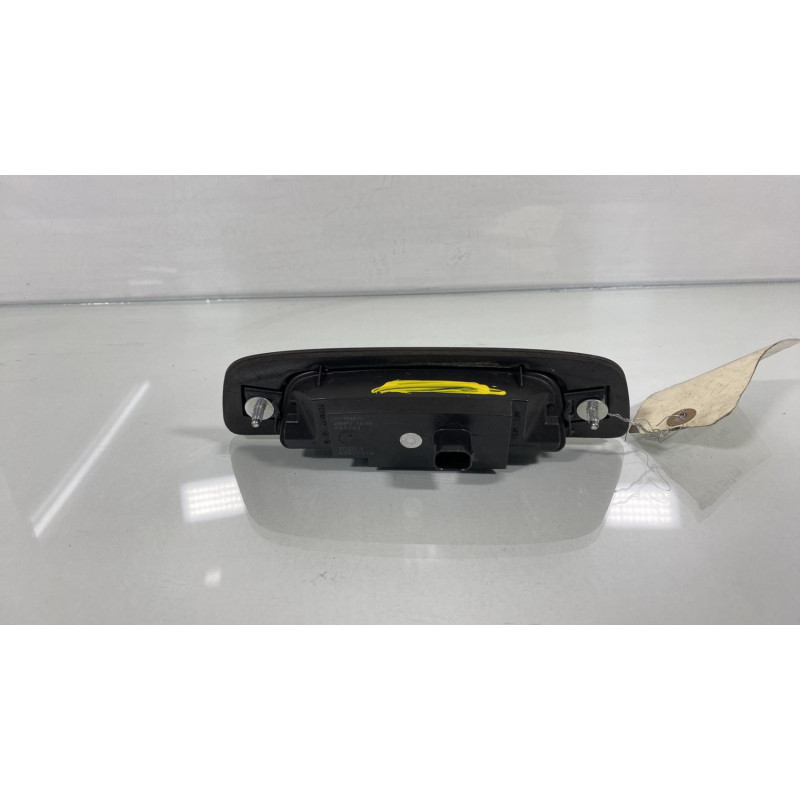 Bouton de coffre OPEL CROSSLAND X Photo n°1