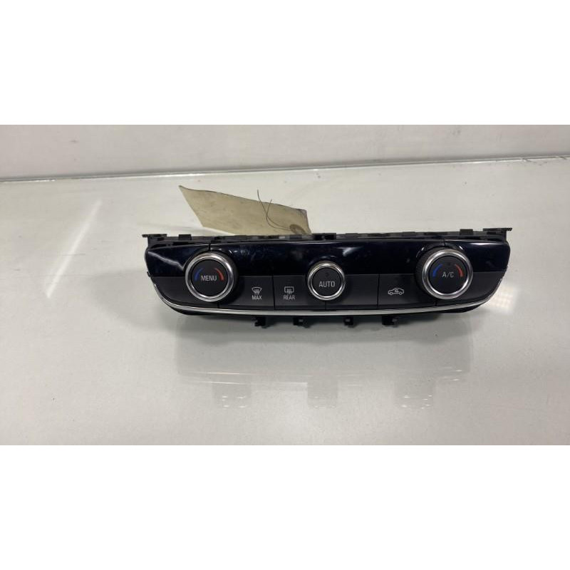 Commande chauffage OPEL CROSSLAND X Photo n°3