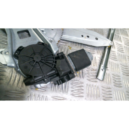 Leve vitre electrique arriere droit NISSAN NOTE 1 Photo n°1