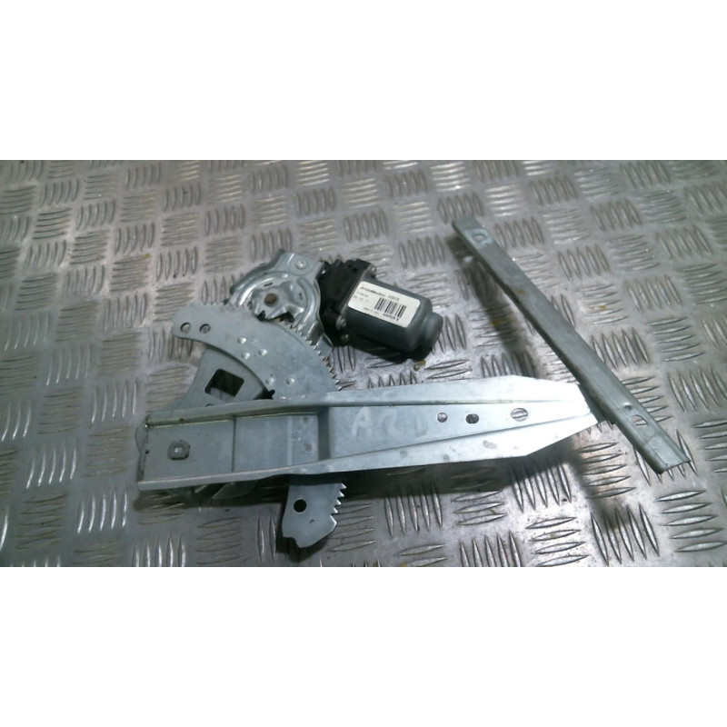 Leve vitre electrique arriere gauche NISSAN NOTE 1 Photo n°3