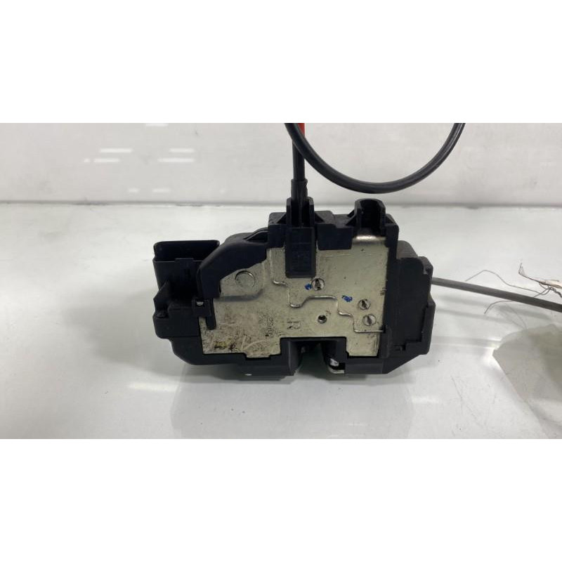 Serrure avant droit NISSAN NOTE 1 Photo n°2