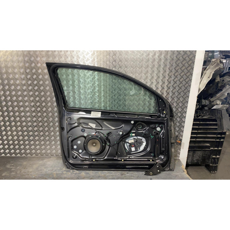 Porte avant droit VOLKSWAGEN GOLF 5 Photo n°3