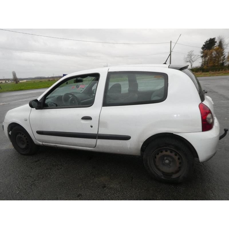 Bouton de coffre RENAULT CLIO 2 CAMPUS Photo n°4