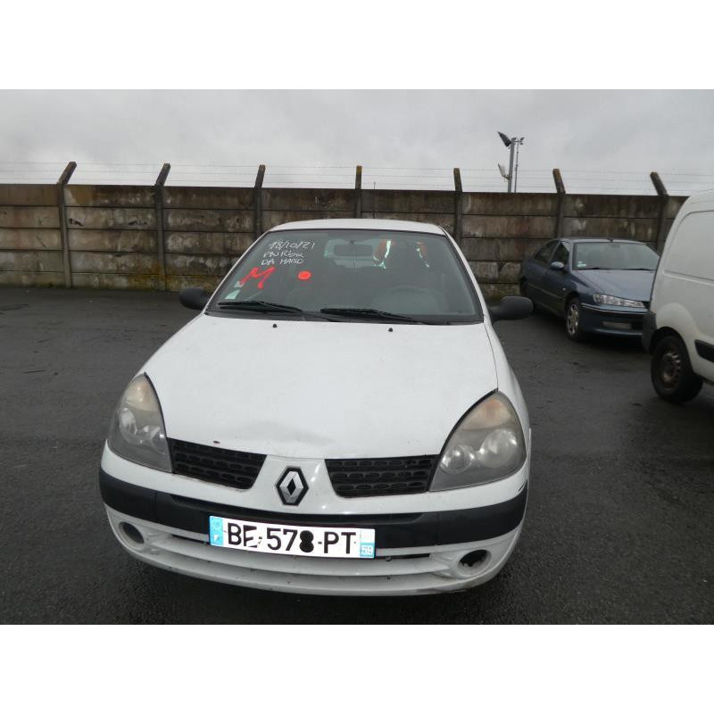 Bouton de coffre RENAULT CLIO 2 CAMPUS Photo n°5