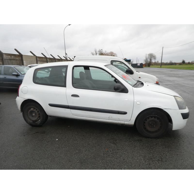 Bouton de coffre RENAULT CLIO 2 CAMPUS Photo n°12