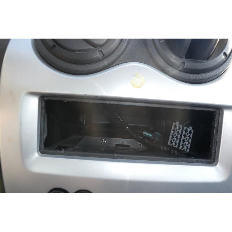 Commande degivrage lunette arriere DACIA SANDERO 1 Photo n°8