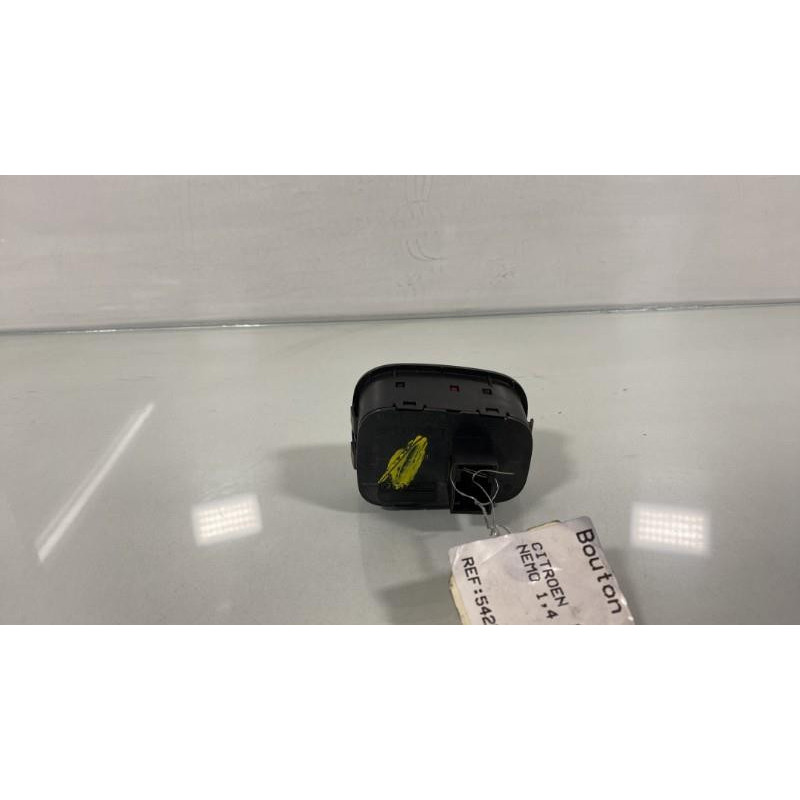 Bouton de warning CITROEN NEMO Photo n°3