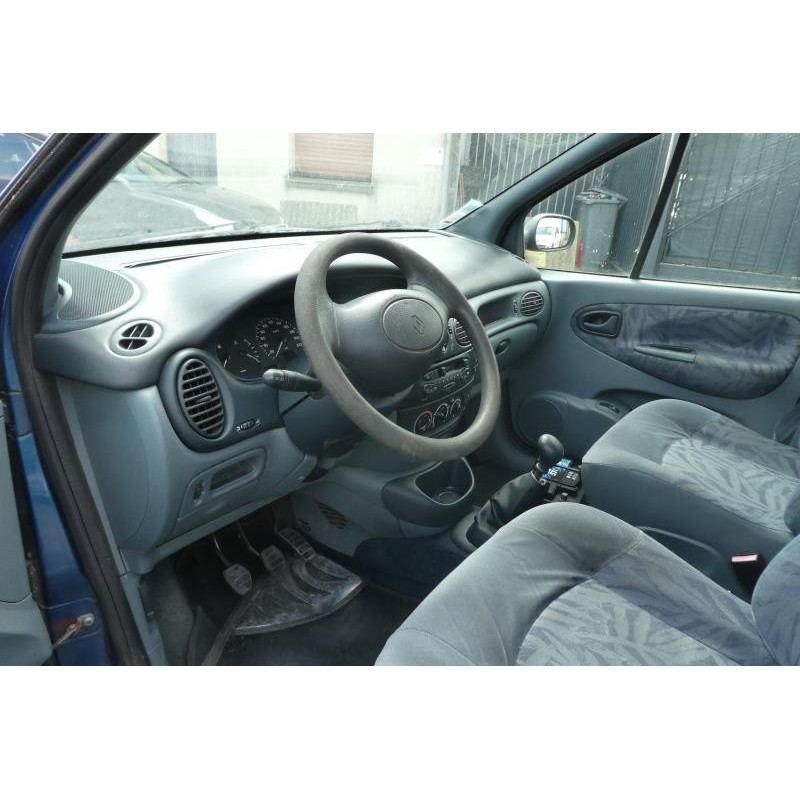Capot RENAULT SCENIC 1 Photo n°12