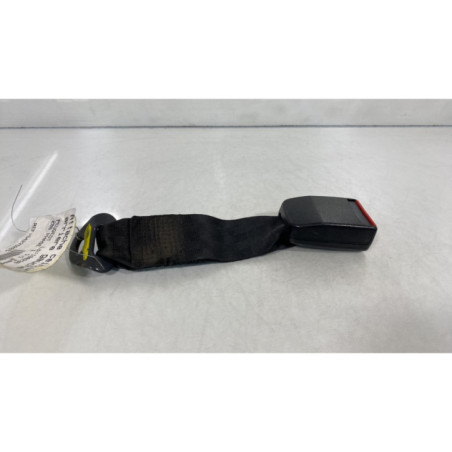 Attache ceinture arriere gauche PEUGEOT 206