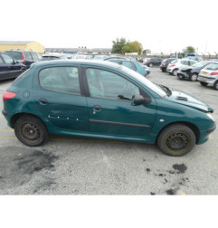 Attache ceinture arriere gauche PEUGEOT 206