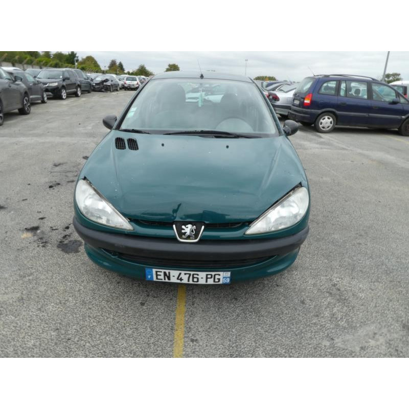 Attache ceinture arriere gauche PEUGEOT 206 Photo n°5