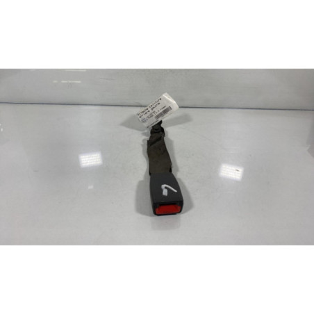 Attache ceinture arriere gauche KIA RIO 2 Photo n°1