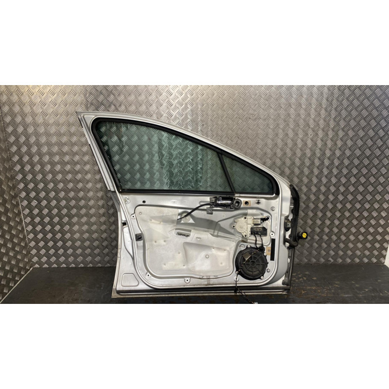 Porte avant gauche PEUGEOT 407 Photo n°4