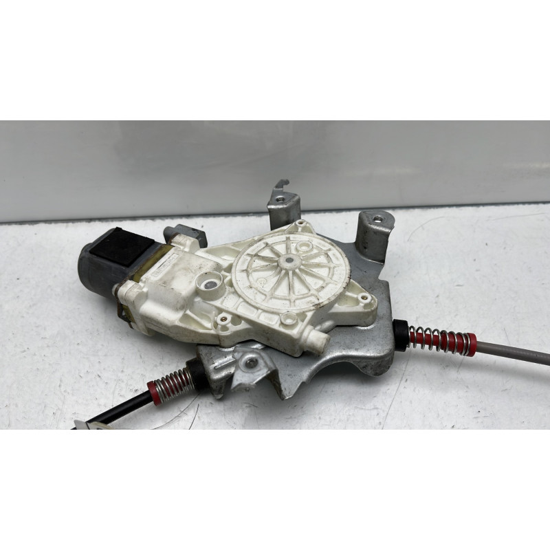 Leve vitre electrique avant gauche NISSAN MICRA 3 Photo n°4