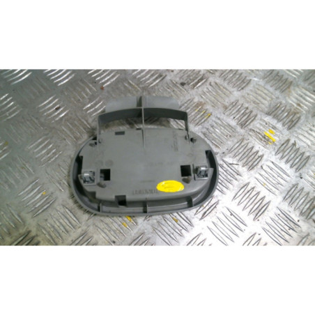 Eclairage de plafonnier RENAULT CLIO 2 CAMPUS