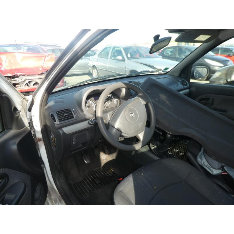 Eclairage de plafonnier RENAULT CLIO 2 CAMPUS Photo n°12