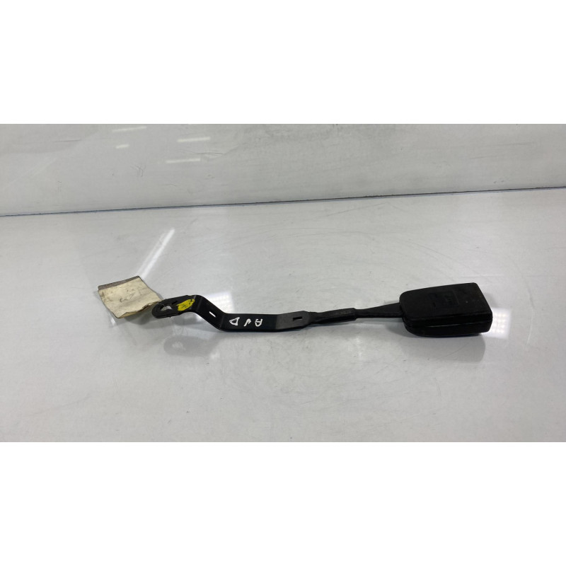 Attache ceinture avant droit VOLKSWAGEN POLO 3 Photo n°2