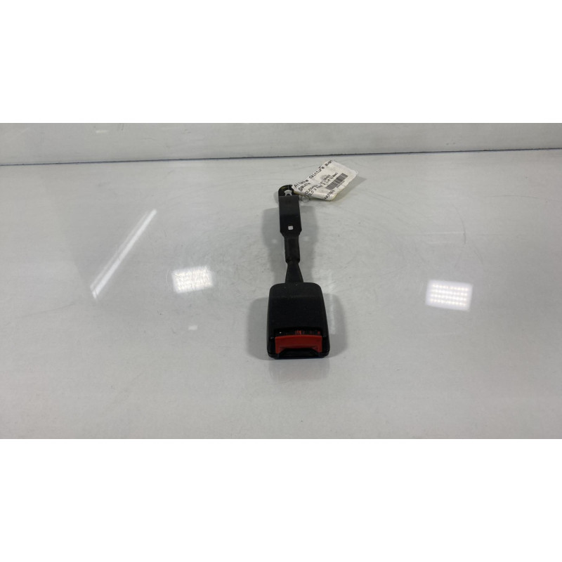Attache ceinture avant gauche VOLKSWAGEN POLO 3 Photo n°1