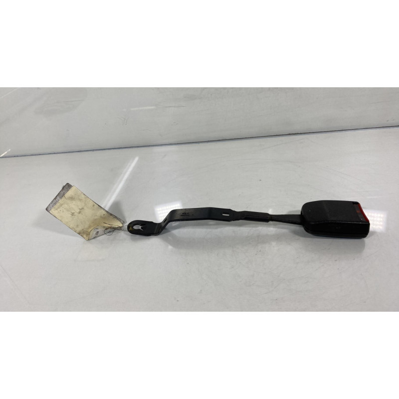 Attache ceinture avant gauche VOLKSWAGEN POLO 3 Photo n°2
