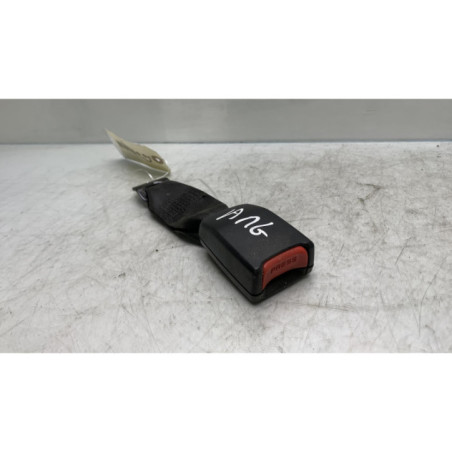 Attache ceinture arriere gauche HYUNDAI SONATA 4 Photo n°1